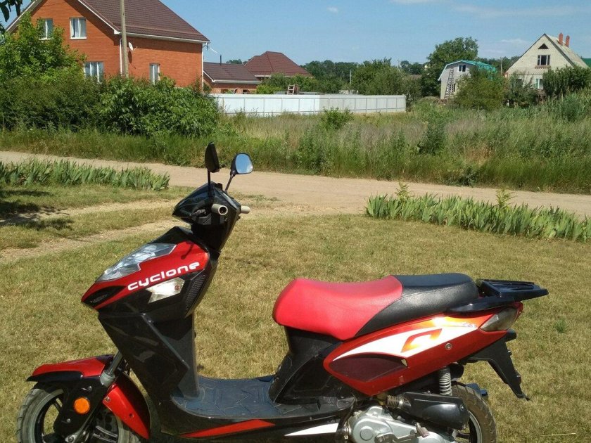 Eurotex скутер 50 кубов