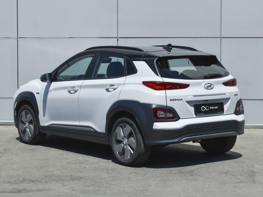 Хендай Кона белая