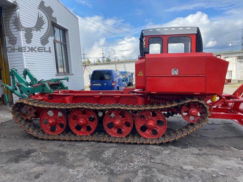 Трелевочный трактор Онежец ТЛТ-100