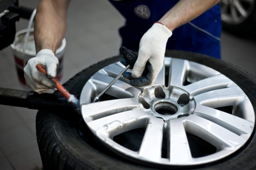 Колесо машины