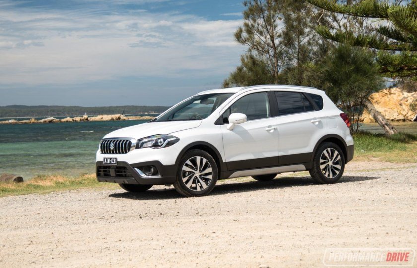 Сузуки сх4 белая