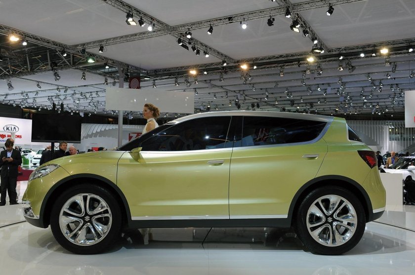 Сузуки ЭС Икс 4