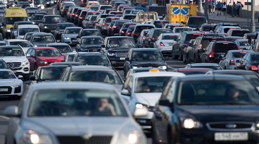 Автомобили в пробке