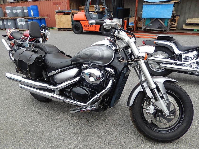 Сузуки Боливар 400