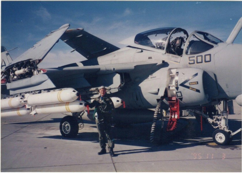 Самолет интрудер а-6