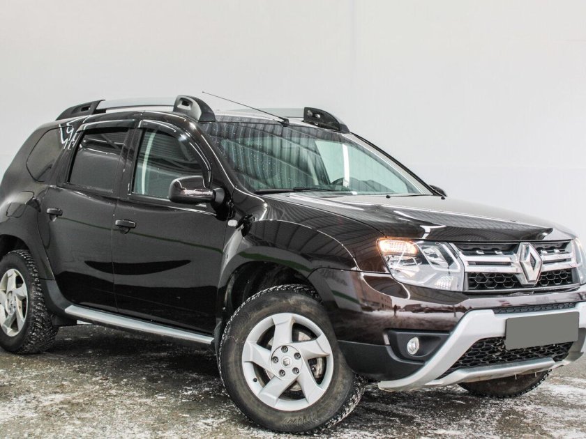 Renault Duster 2019 зеленый