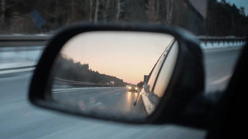 Вид из окна машины лобовое стекло бесплатно