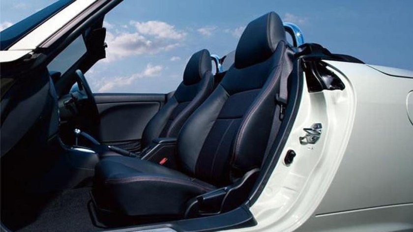 Сиденья Daihatsu Copen