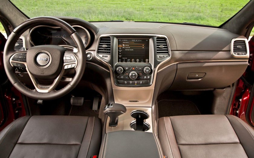 Джип Гранд Чероки 2014 салон