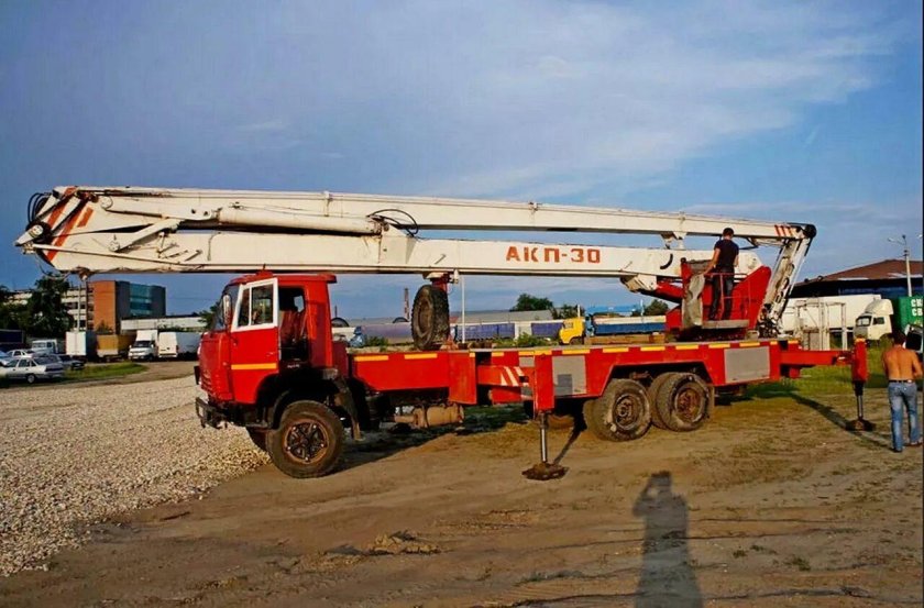 ЗИЛ 133 АГП 28