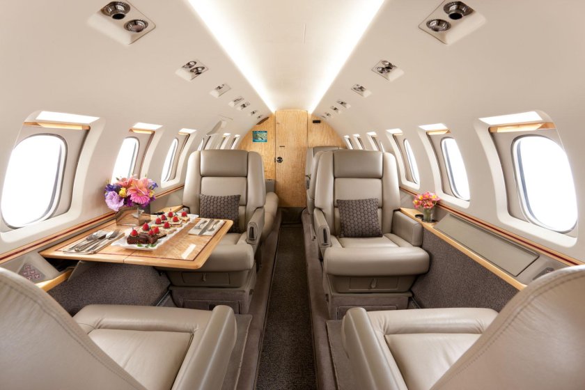 Hawker 900xp салон