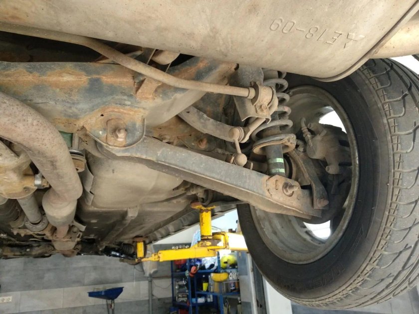 Задняя подвеска Mitsubishi Outlander 3