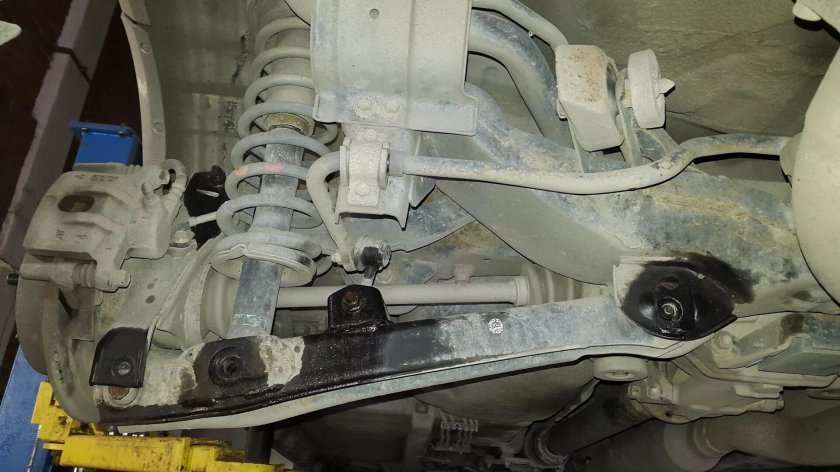 Задняя подвеска Mitsubishi Outlander 3