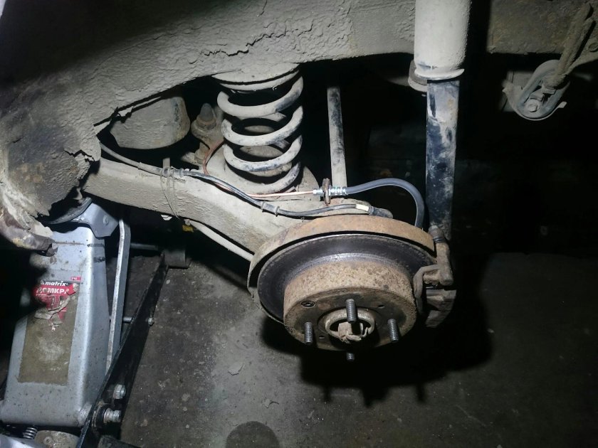 Подвеска Mitsubishi Спейс вагон