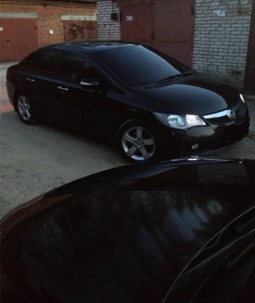 Хонда Цивик 2008 черный тонированный