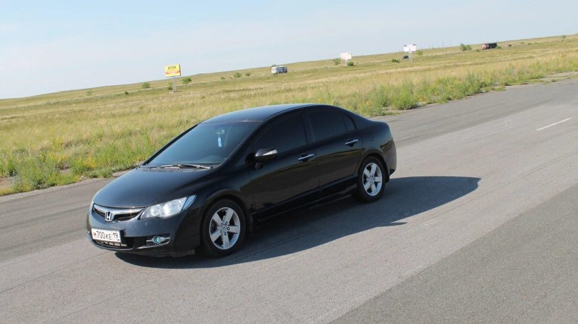 Хонда Цивик черная тонированная