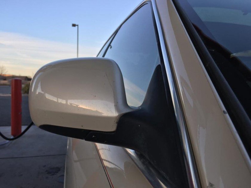 Боковое зеркало заднего вида