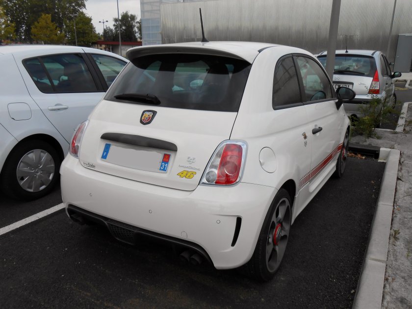 Abarth 595 Competizione 70 Anniversary