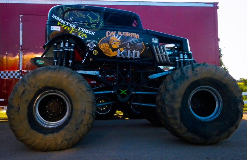 Монстр трак монстр трак