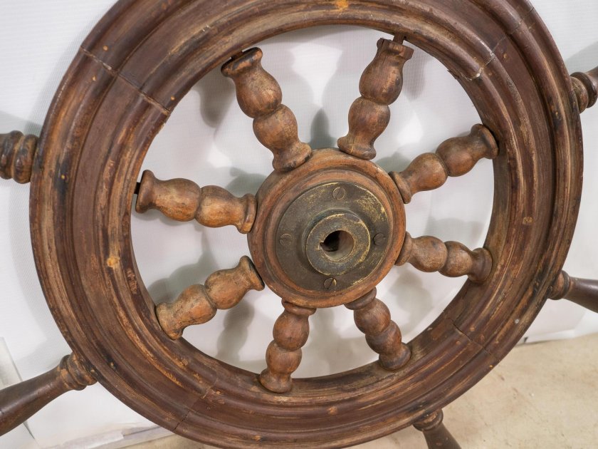 Штурвал декоративный