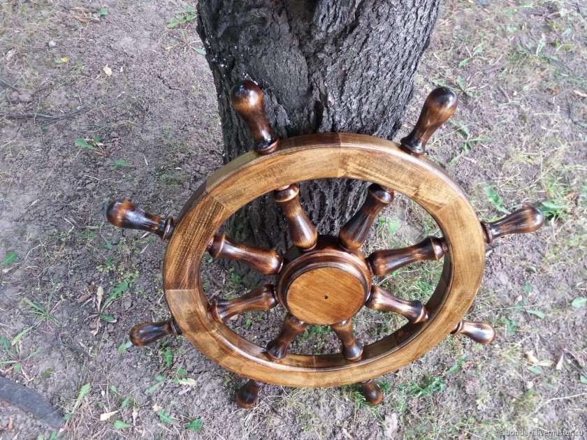 Штурвал деревянный