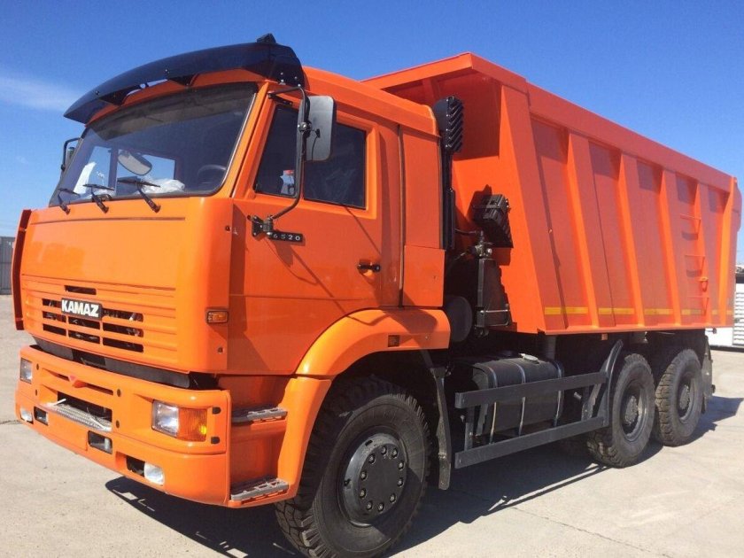 КАМАЗ 6520 самосвал