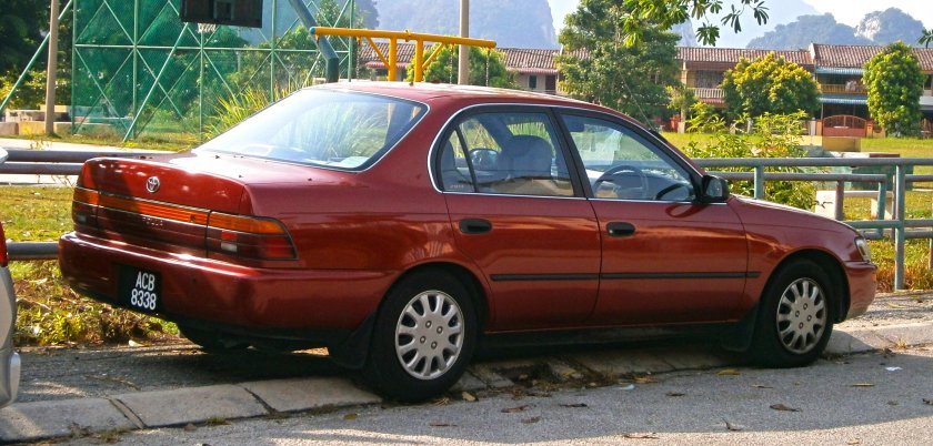 Toyota Corolla e100