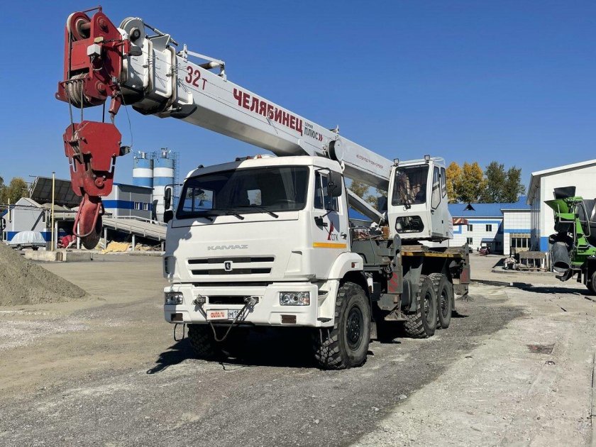 Челябинец КС-55733 Урал технические характеристики