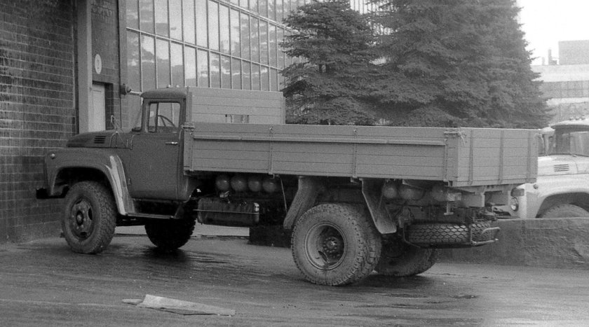ЗИЛ 431610