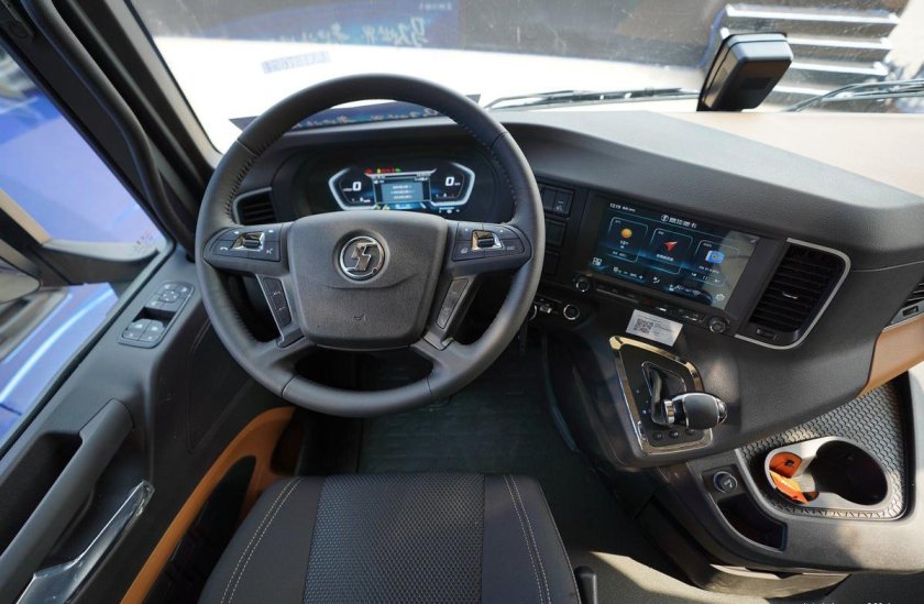 Shacman x6000 кабина