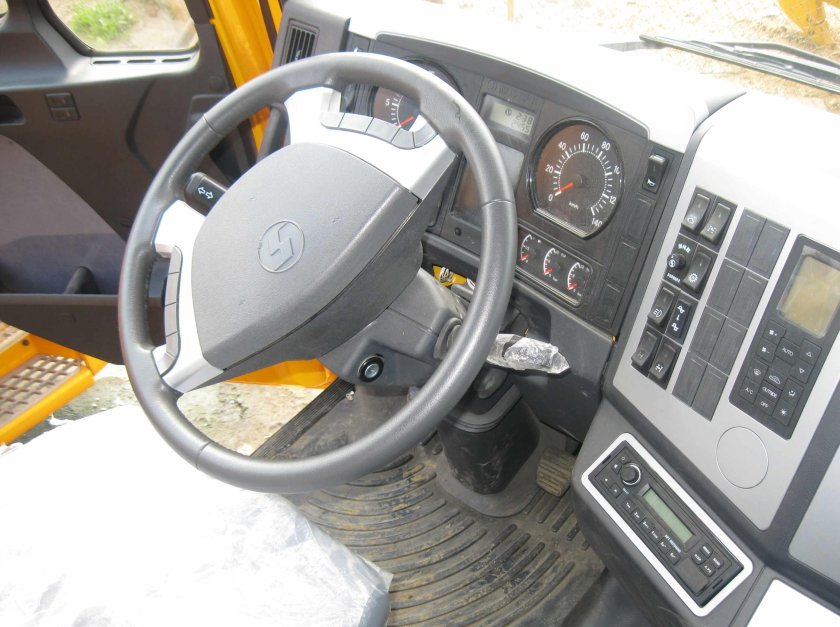 Shacman f2000 кабина