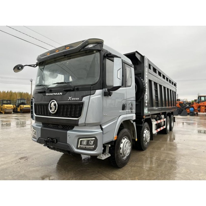 Самосвал шоссейный