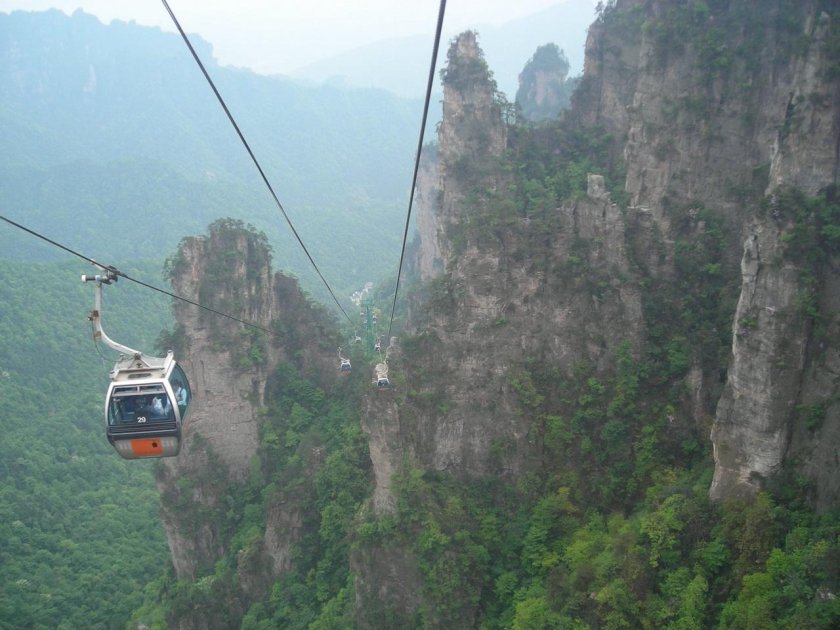 Гора Тяньмэнь в Китае