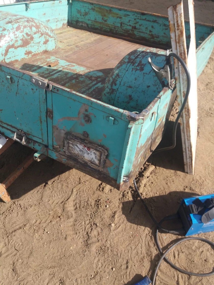 Шильдик прицеп ПМЗ 8131