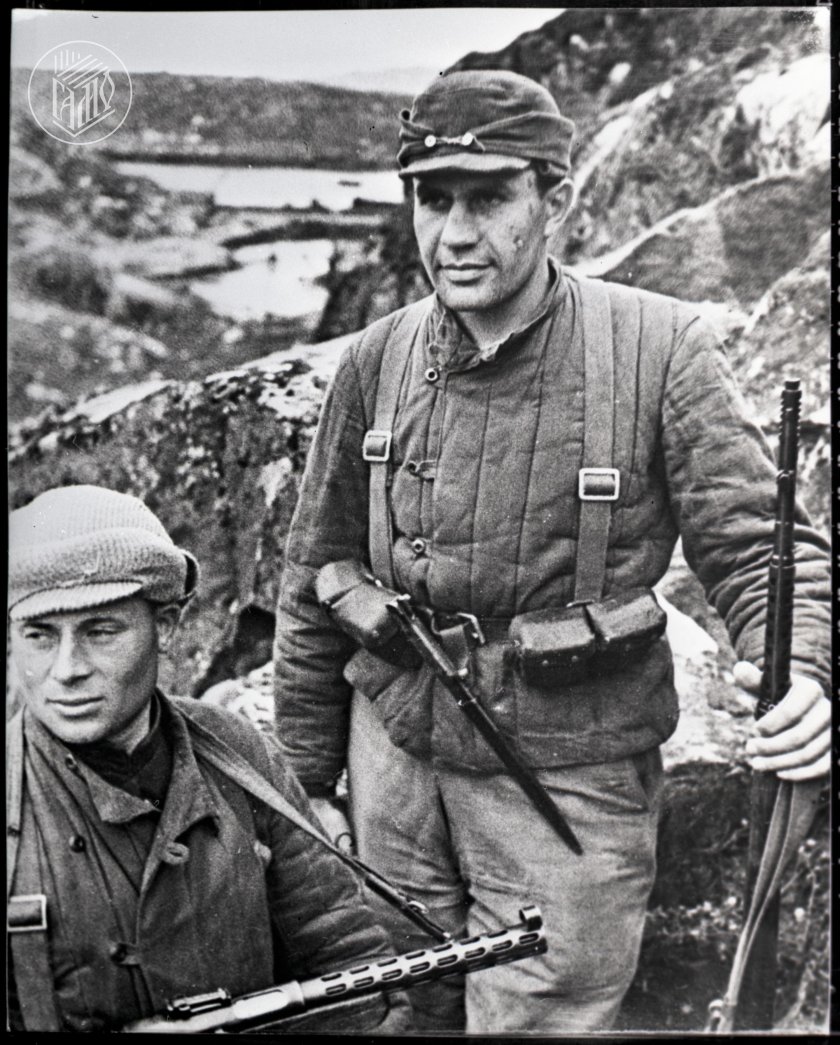 Разведчик Леонов Виктор Николаевич