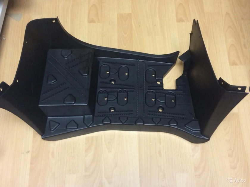 Правая подножка на hisun 500