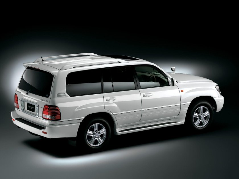 Toyota Land Cruiser Cygnus