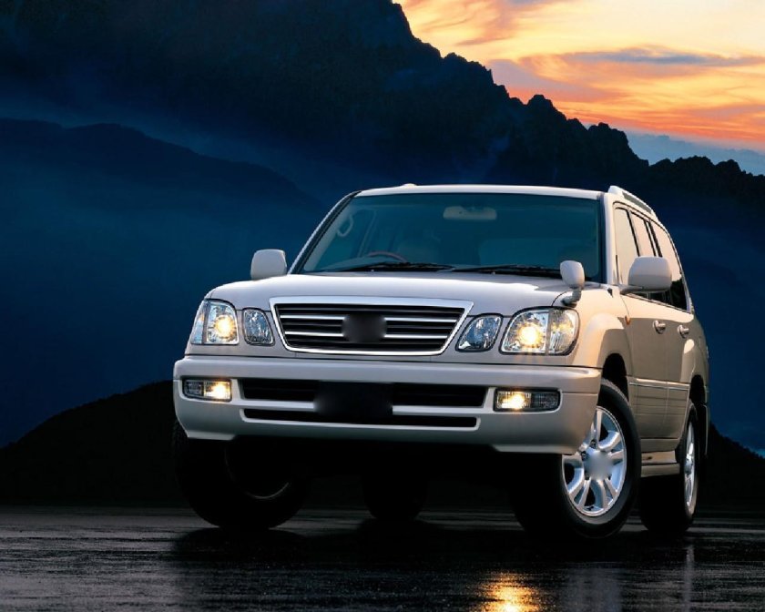 Toyota Land Cruiser Cygnus 2003