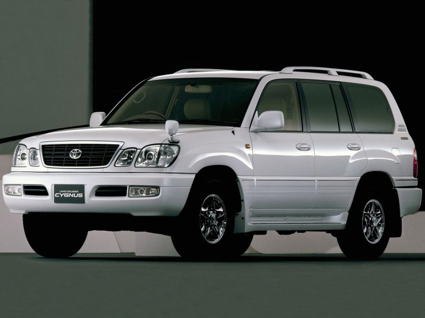 Toyota Land Cruiser 100 Cygnus