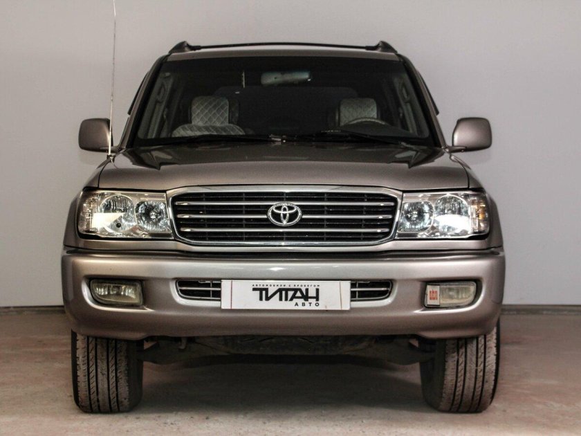 Land Cruiser Cygnus