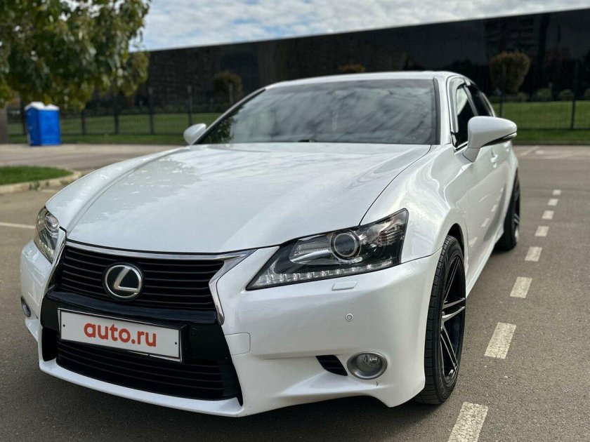 Лексус GS 250 2014 цвет белый