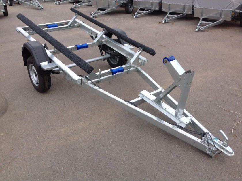 Прицеп ССТ-7132-13