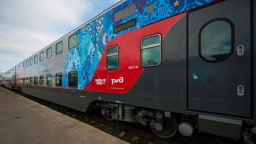 РЖД 2 этажный поезд