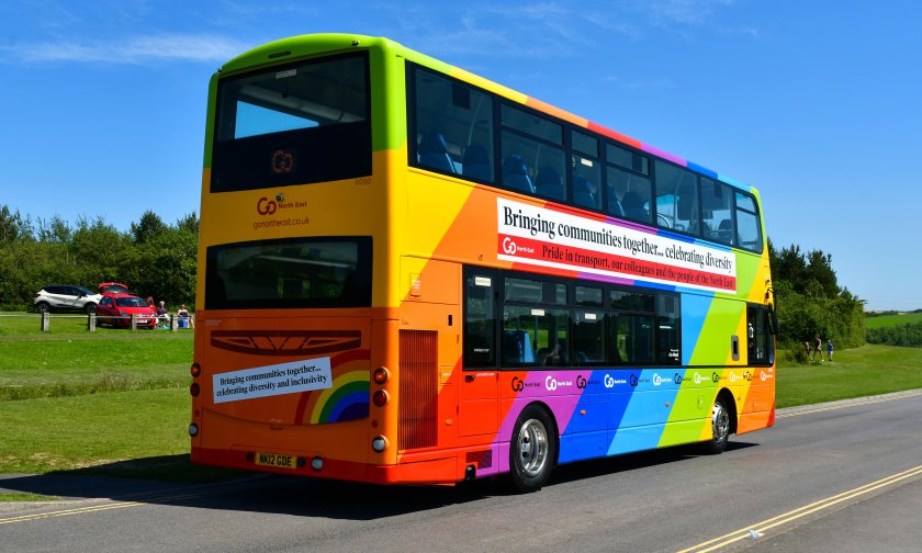 Автобус цветной