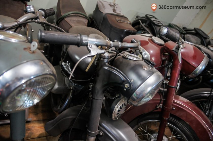 Мотоцикл Ковровец к-125