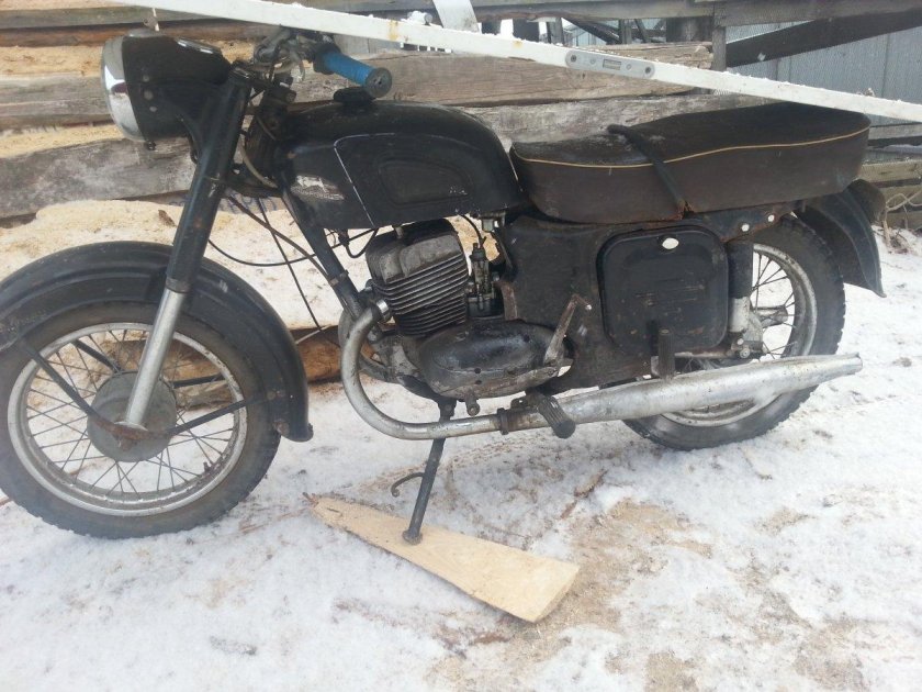 Мотоцикл Ковровец к-175