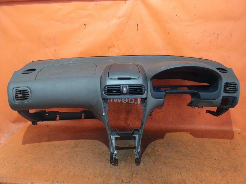 Торпедо Ниссан Санни fb15