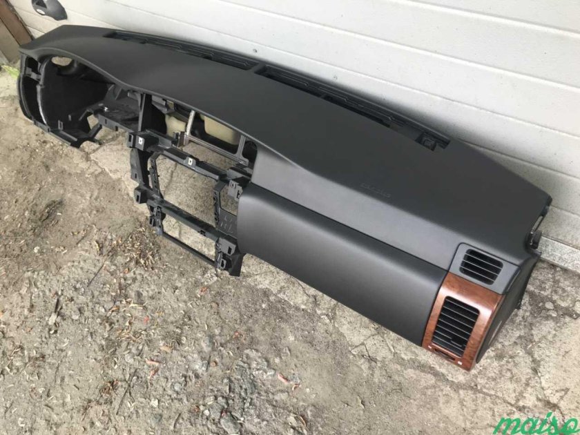 Nissan Patrol y61 Торпедо