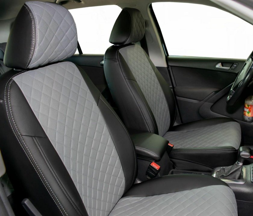 Чехлы на Тигуан 2017 со столиком