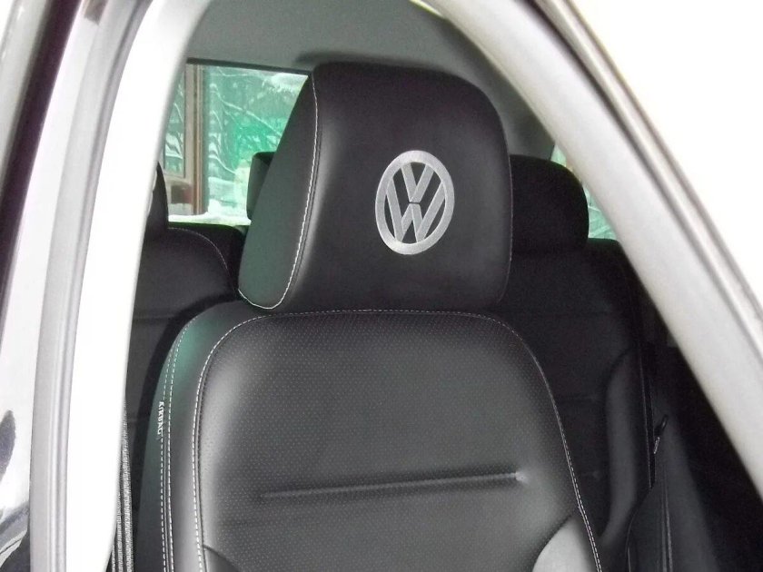 Чехлы на Фольксваген Туарег